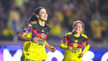 Scarlett Camberos está en la lista de 30 aspirantes al galardón del Balón de Oro 2026