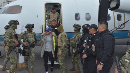 : Miguel Ángel Solano Ruiz, alias “Sol” y/o “Mike”, fue detenido durante un cateo en el fraccionamiento Villa Verona, en Zapopan, Jalisco. Las investigaciones federales lo ubican como presunto operador de la estructura conocida como “Los Primos”.: Miguel Ángel Solano Ruiz, alias “Sol” y/o “Mike”, fue detenido durante un cateo en el fraccionamiento Villa Verona, en Zapopan, Jalisco. Las investigaciones federales lo ubican como presunto operador de la estructura conocida como “Los Primos”.Miguel Ángel Solano Ruiz, alias “Sol” y/o “Mike”, fue detenido durante un cateo en el fraccionamiento Villa Verona, en Zapopan, Jalisco. Las investigaciones federales lo ubican como presunto operador de la estructura conocida como “Los Primos”
