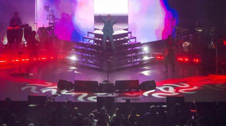 Alejando Sanz durante su concierto en el Auditorio Nacional.