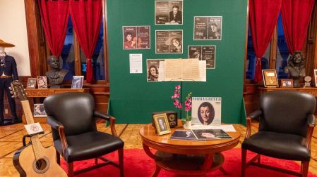 “Amor eterno por siempre: Juan Gabriel” en el Palacio Postal.