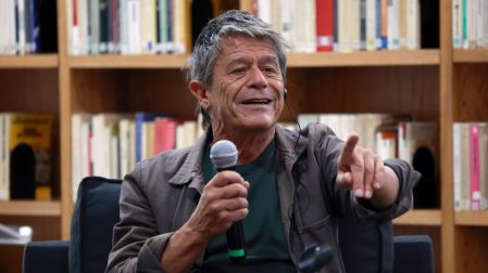 Emmanuel Carrère habló de su más reciente libro "Koljós".