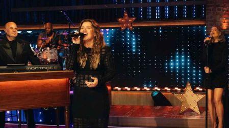 Kelly Clarkson denuncia trato clasista en una tienda de Brooklyn