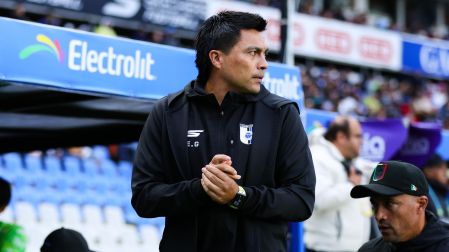 Esteban González vive su tercera etapa como entrenador profesional; primera experiencia fuera de Chile..