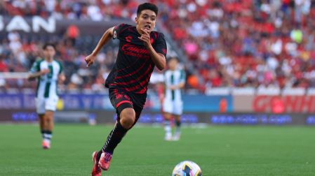 El debut de Gilberto Mora en Liga MX
