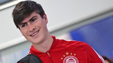 Armando "La Hormiga" González realizó el viaje a Marsella para el duelo de la Jornada 2 de la Europa League