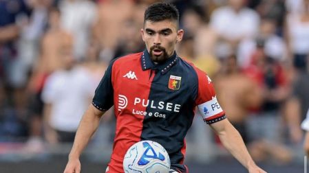 Johan Vazquez fue amonestado en el partido ante la Roma.