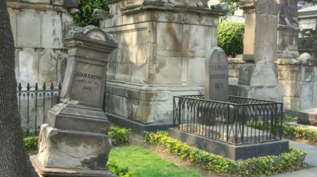 Invitan a visita guiada por el panteón de San Fernando