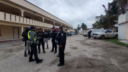 Turistas salen a pasear en lancha, vuelcan y casi mueren ahogados en Tamaulipas
