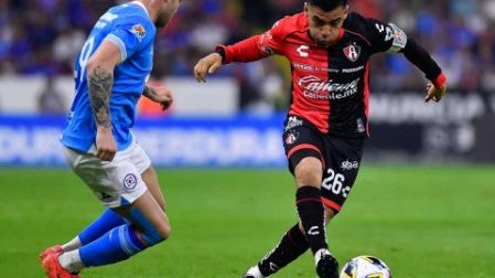 Aldo Rocha en el juego Atlas- Cruz Azul. (Mexsport)