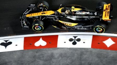 Lando Norris durante GP de Las Vegas en temporada 2023 de la F1. (AFP).