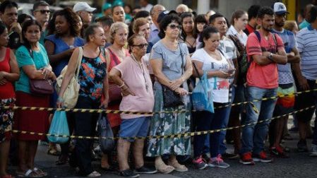 Suben a 6 los muertos por tiroteo en catedral de Brasil