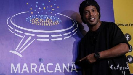Ronaldinho homenaje Maracaná