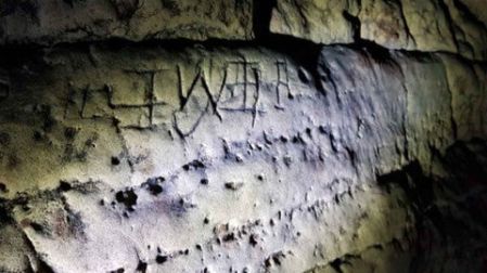 Localizan la ‘puerta del infierno’ en cueva de Reino Unido