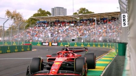 Carlos Sainz durante el segundo día del GP de Australia 2024. (Reuters).