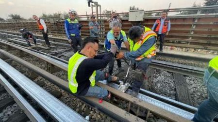 Deformación en vías de Oceanía, Línea B del Metro