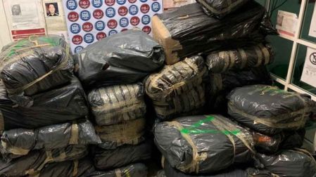 El vehículo transportaba media tonelada de droga.
