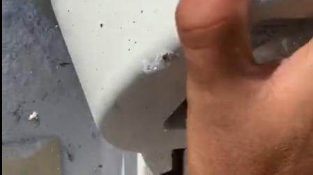 Medidor de luz de la CFE en casa, arrancado de pared TW @EsdeProfugos