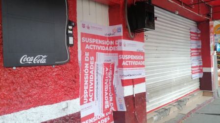 Al momento de revisar la documentación, las autoridades detectaron que no contaba  con uso de suelo autorizado ni aviso de funcionamiento vigente. Foto: Especial