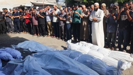 El bombardeo en una escuela en Franja de Gaza dejó al menos más de 90 muertos. (AFP)