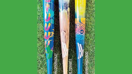Bats personalizados por los hermanos Silva.