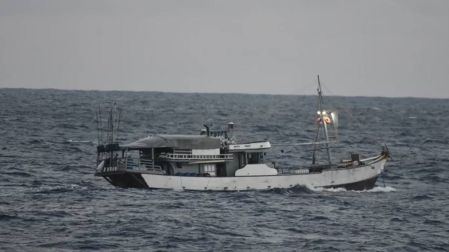 Pesquero en que encontraron más de 10 toneladas de cocaína. (Forces armées aux Antilles)