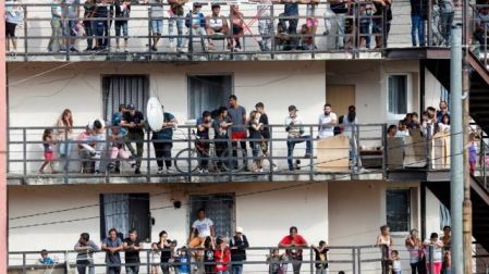 'El camino a la convivencia pacífica es la integración': Papa defiende a gitanos