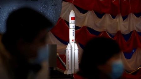 Misión china revela nuevos secretos de la Luna y su actividad volcánica