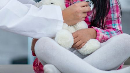 Labubus pirata puede ser un riesgo de asfixia para los niños. Foto: Canva