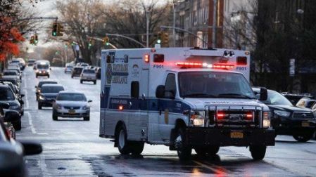 Bajan contagios en NY, pero aumentan muertes