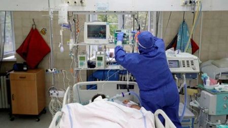 Guía de tratamientos contra el covid-19, a falta de vacuna