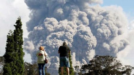 La lava del Kilauea ahora amenaza una planta geotérmica