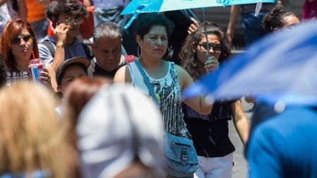 El calor no cede en el país; habrá hasta 50 grados este viernes. Foto: Cuartoscuro