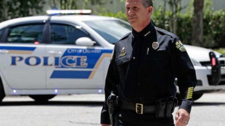 Hombre mata a 4 niños y luego se suicida en Orlando, EU