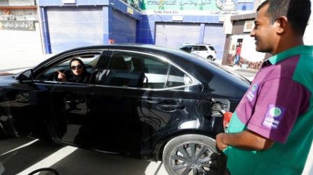 Mujeres al volante por primera vez en la historia de Arabia Saudita