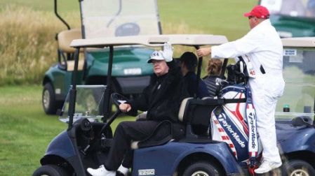 Miles repudian a Trump durante su visita a Escocia