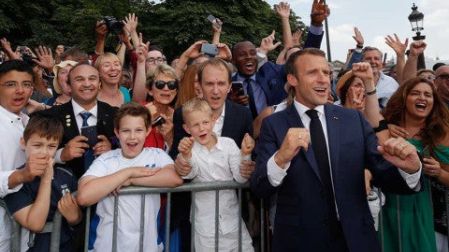 ¿Mal augurio? Errores militares manchan desfile del Día Nacional de Francia