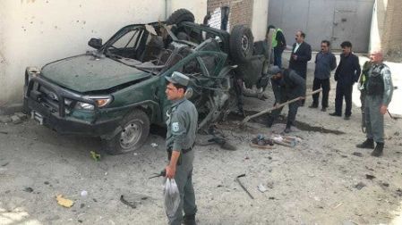 Ofensiva talibán en Afganistán deja más de 320 muertos