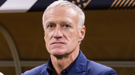 El técnico de la selección francesa salió al paso de los cuestionamientos que recaen sobre el jugador del Real Madrid <br><br>Didier Deschamps Director Tecnico de Francia durante el partido Argentina vs Francia, correspondiente a la gran final de la Copa Mundial de la FIFA Catar 2022, en el Estadio Lusail, Lusail, Doha, el 18 de Diciembre de 2022