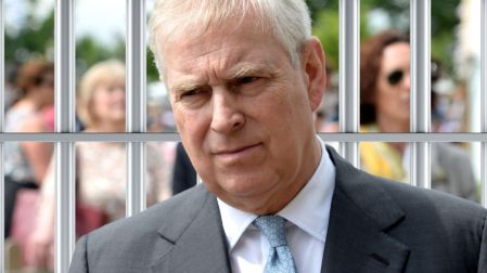 El príncipe Andrés vuelve al centro del escándalo tras la difusión de nuevos documentos relacionados con Epstein.