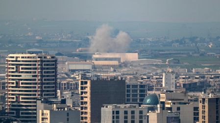Irán atacó con drones una base militar de Estados Unidos cerca del aeropuerto de Bagdad en el séptimo día de la guerra.