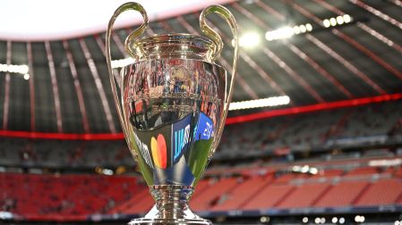 La disputa final por el trofeo de la Champions League ha llegado a su momento clave.