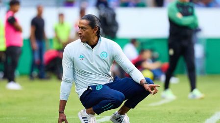 Histórico de Cruz Azul no le veía pinta de técnico a Joel Huiqui