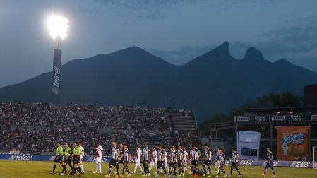Monarcas Morelia y Rayados de Monterrey durante el segundo y último partido oficial en el que Joel Huiqui y Efraín Juárez coincidieron como futbolistas. Ambos disputaron los 90 minutos del encuentro celebrado en el estadio Tecnológico en 2014.15-Mar-2014/ MEXSPORT/Jorge MartinezEstadio:Tecnologico