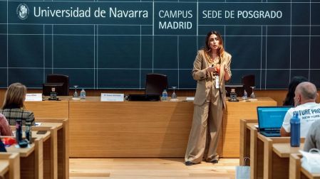 Elisa se especializó en Europa.