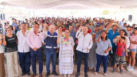 GUERRERO Evelyn Salgado entrega obras