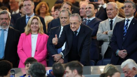 Las denuncias se unen a la petición de abrir un expediente disciplinario contra Florentino Pérez