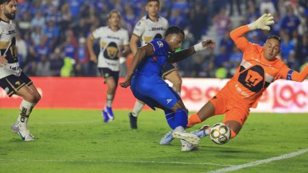Pumas salió con vida de la cancha de Cruz Azul y ahora intentará aprovechar la localía en la vuelta del Clausura 2026.