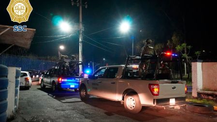 Los policías de la SSC detuvieron a tres hombres de 31, 34 y 48 años de edad,