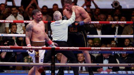Oleksandr Usyk reconoció la dureza del combate ante Rico Verhoeven