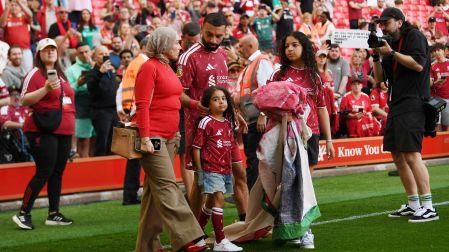La afición de Anfield despidió entre aplausos y lágrimas a Mohamed Salah, quien cerró una era histórica con el Liverpool tras romper otro récord en la Premier League.
